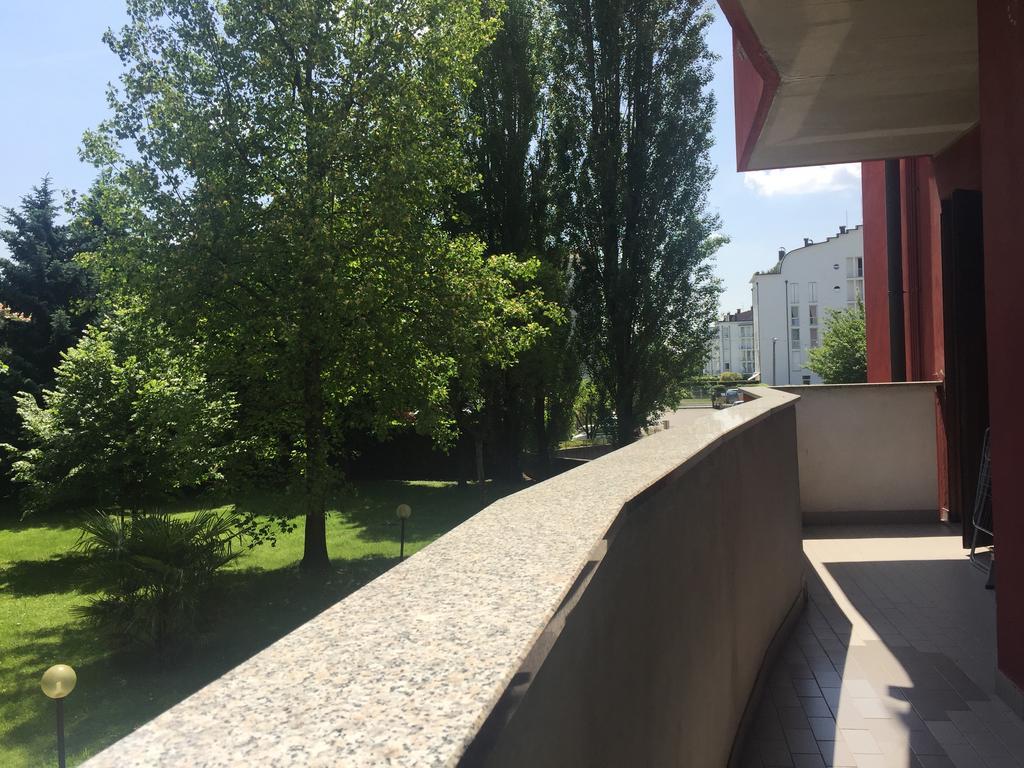 Bnbook Bilo Malpensa Gallarate Exteriör bild